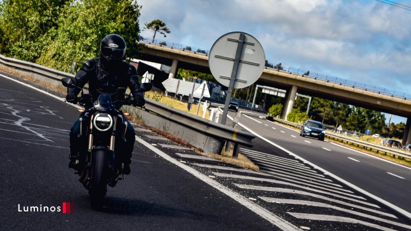 Sessão - Edgar Faustino